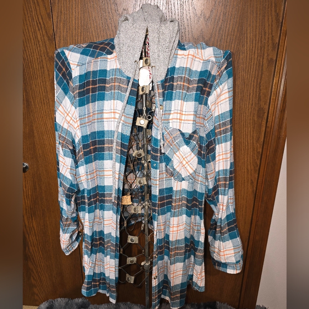 Hooded flannel
